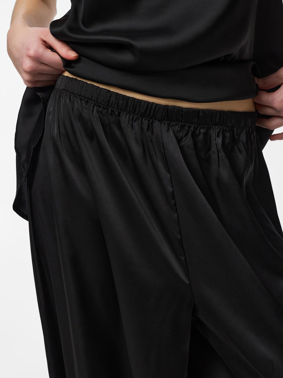 model_shot-detail