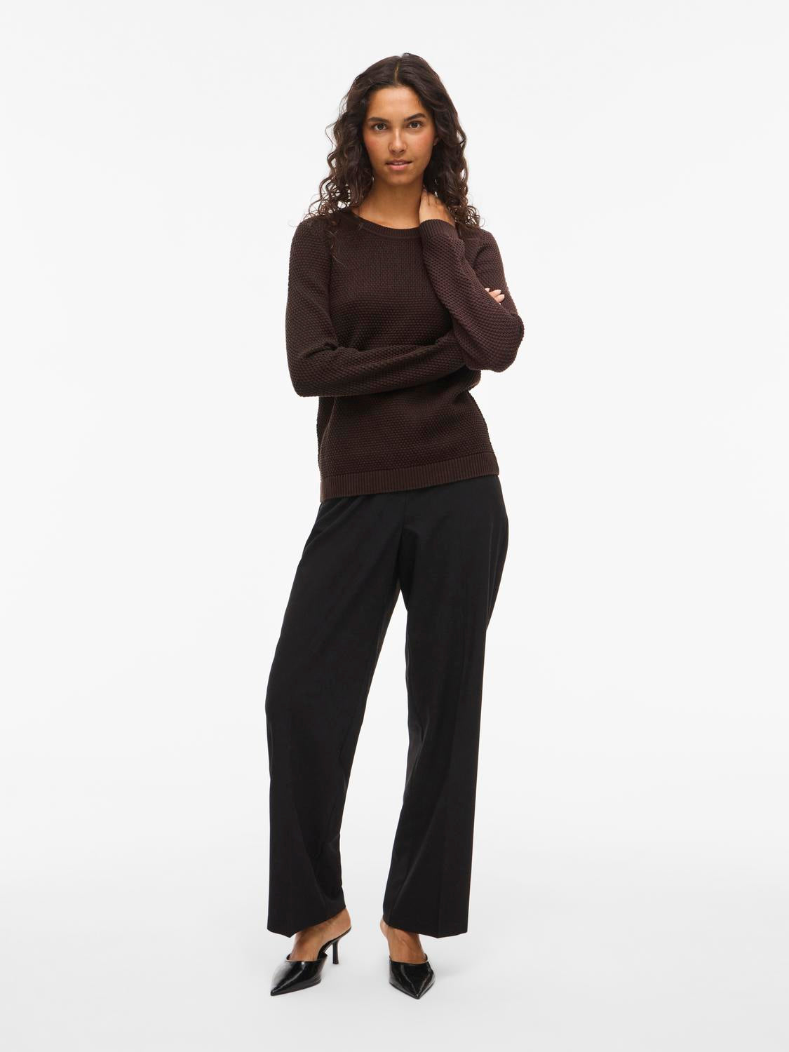 model_shot-front_full