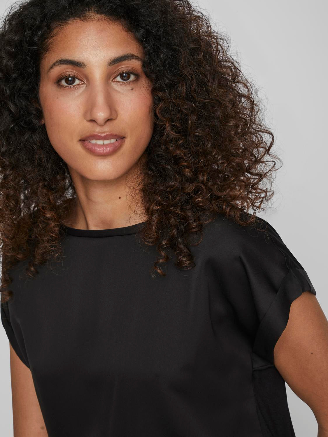 VIELLETTE Top - Black
