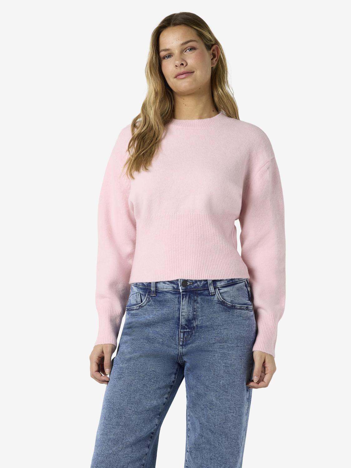 model_shot-front